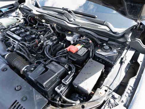 Used 2019 Honda Civic EX image 32