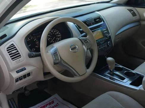 Used 2014 Nissan Altima 2.5 S w/ Display Audio Package FWD image 8