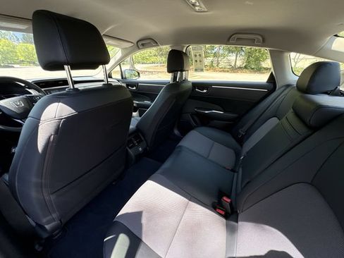 Used 2018 Honda Clarity Plug-In Hybrid image 24