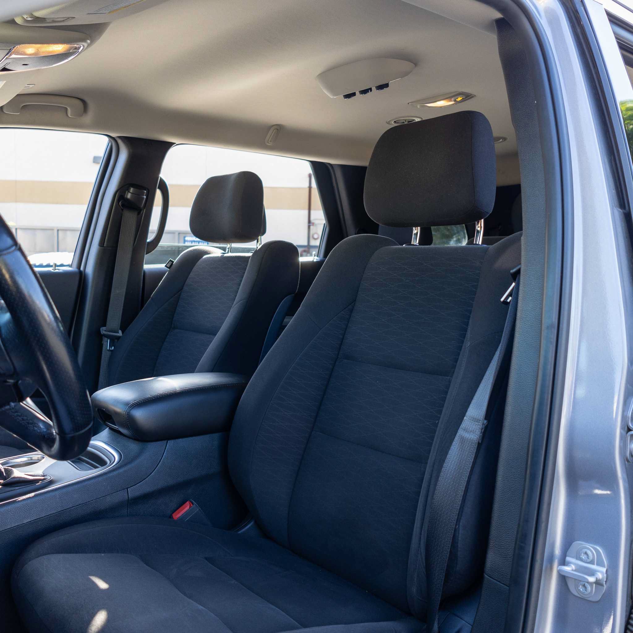 Used 2020 Dodge Durango SXT w/ 3rd Row Seating Group AWD/4WD image 16