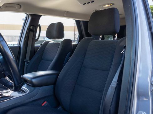 Used 2020 Dodge Durango SXT w/ 3rd Row Seating Group image 16