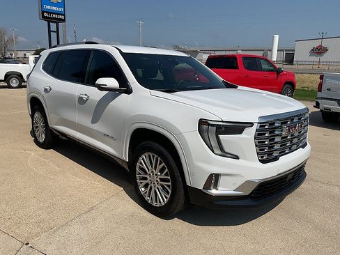 Used 2026 GMC Acadia Denali w/ Super Cruise Package AWD/4WD image 4
