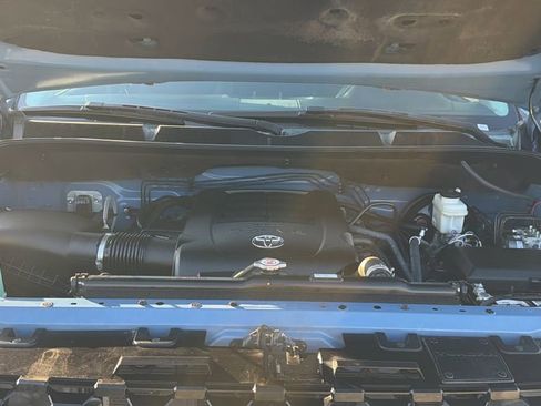 Used 2020 Toyota Tundra SR5 w/ SR5 Upgrade Package RWD image 32