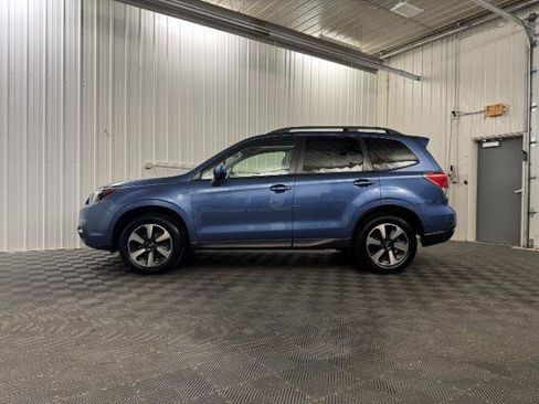 Used 2017 Subaru Forester 2.5i Premium w/ All-Weather Package AWD/4WD image 2