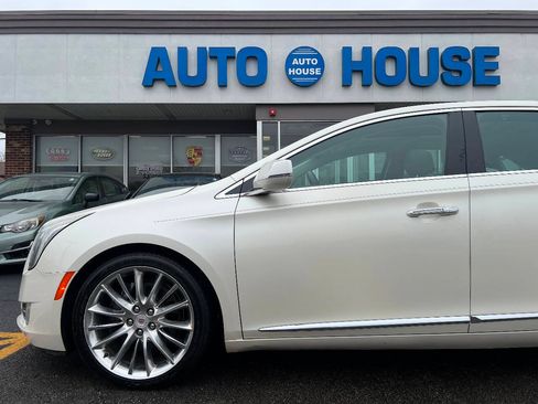 Used 2013 Cadillac XTS Platinum AWD/4WD image 38