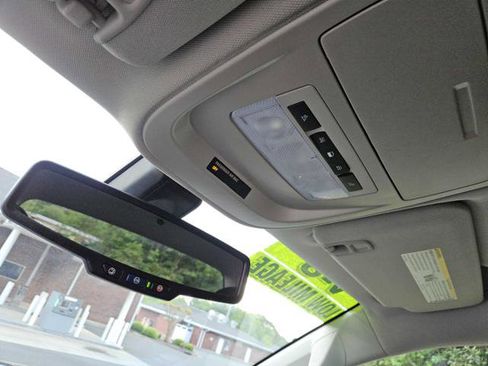 Used 2020 GMC Canyon SLE w/ Elevation Edition image 21