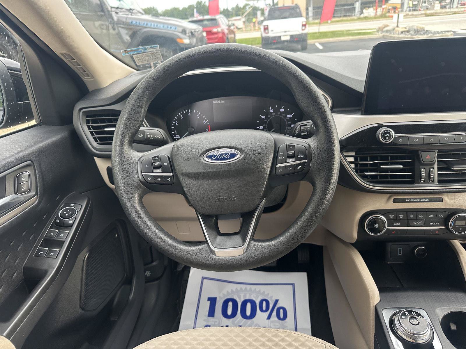 Used 2020 Ford Escape SE FWD image 31