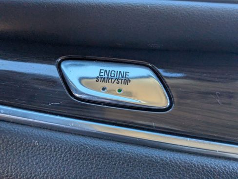 Used 2022 Buick Enclave Essence w/ Experience Buick Package image 33