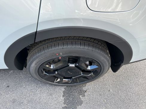 New 2026 Kia Sorento X-Line EX image 9