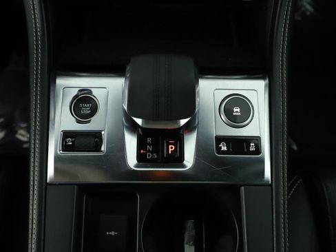Used 2025 Jaguar F-PACE R-Dynamic S AWD/4WD image 21