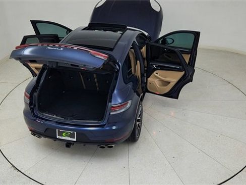 Used 2019 Porsche Macan S image 89