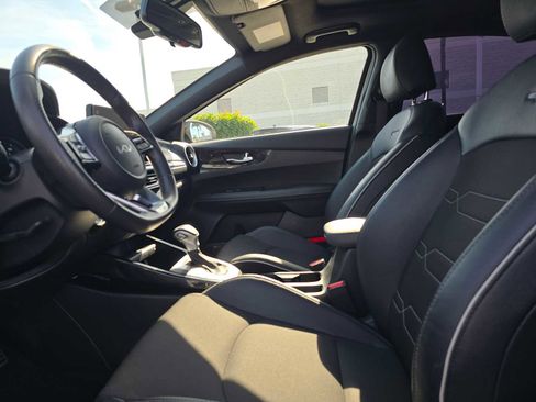 Used 2024 Kia Forte GT-Line w/ GT-Line Premium Package image 22