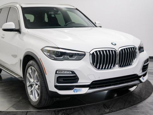 Used 2021 BMW X5 xDrive45e w/ Parking Assistance Package image 14