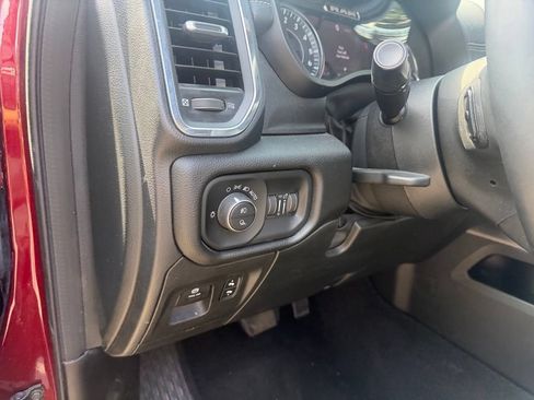 Used 2025 RAM 1500 Laramie AWD/4WD image 20