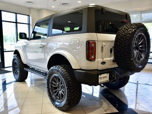 Used 2023 Ford Bronco Outer Banks AWD/4WD image 4