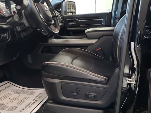 Used 2023 RAM 3500 Laramie AWD/4WD image 7