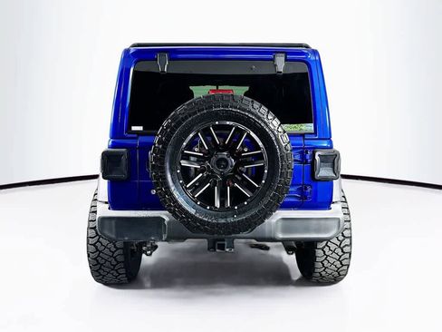 Used 2018 Jeep Wrangler Unlimited Sport image 5