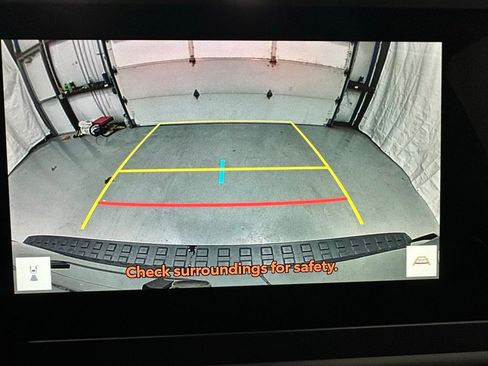 Used 2025 Toyota 4Runner TRD Off-Road image 36