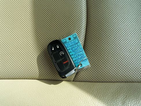 Used 2017 RAM 3500 Laramie image 39