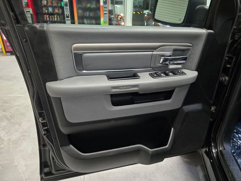 Used 2019 RAM 1500 Big Horn AWD/4WD image 17