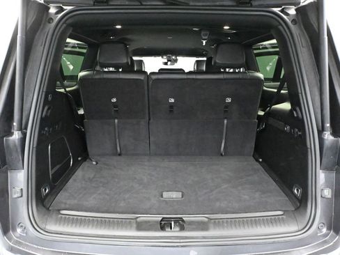 Used 2024 Jeep Wagoneer Series II w/ Flexible Seating Group AWD/4WD image 43