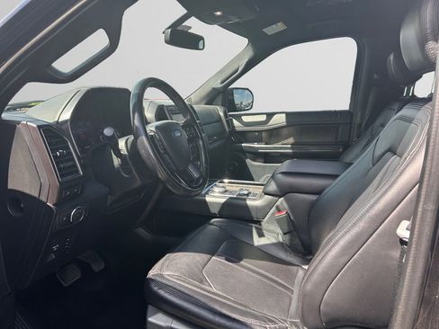 Used 2019 Ford Expedition Max Limited AWD/4WD image 10