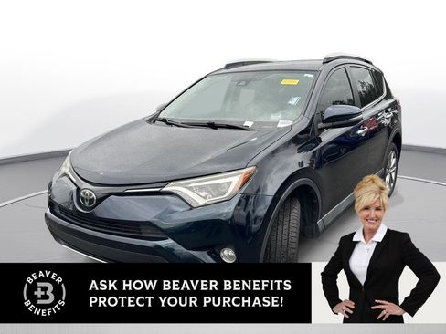 Used 2017 Toyota RAV4 Limited image 1