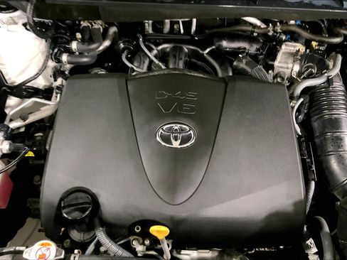Used 2021 Toyota Highlander XSE AWD/4WD image 33