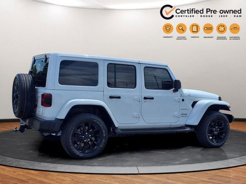 Used 2023 Jeep Wrangler Unlimited Sahara w/ Cold Weather Group AWD/4WD image 21