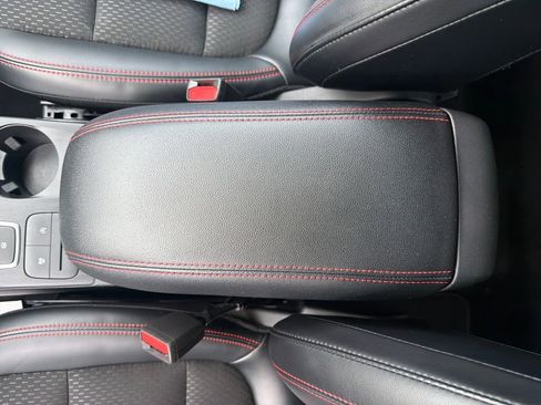 Used 2025 Ford Escape ST-Line image 24