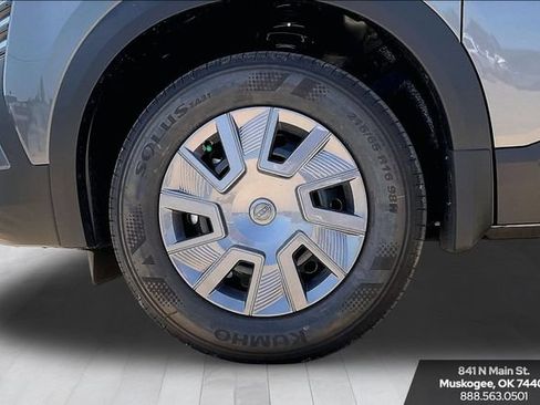 New 2026 Nissan Kicks S FWD image 20