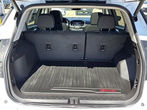 Used 2023 GMC Terrain SLE w/ Driver Convenience Package AWD/4WD image 7