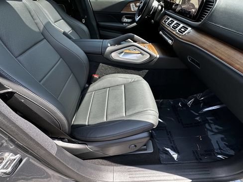 Certified 2025 Mercedes-Benz GLS 450 4MATIC w/ AMG Line Exterior image 15
