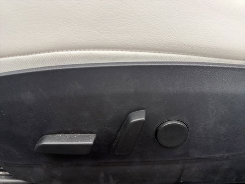 Used 2020 Tesla Model 3 Performance image 12