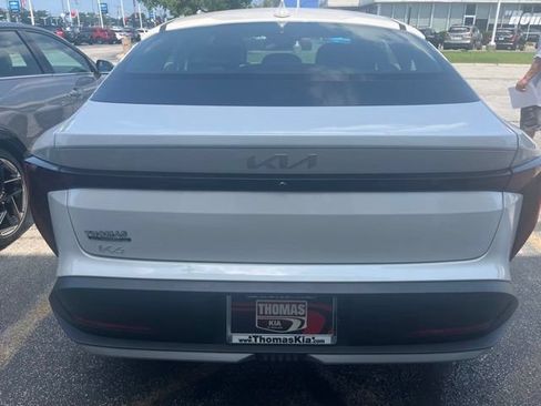 Certified 2025 Kia K4 FWD image 11