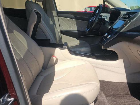 Used 2017 Lincoln MKC Reserve w/ Lincoln MKC Climate Package AWD/4WD image 16