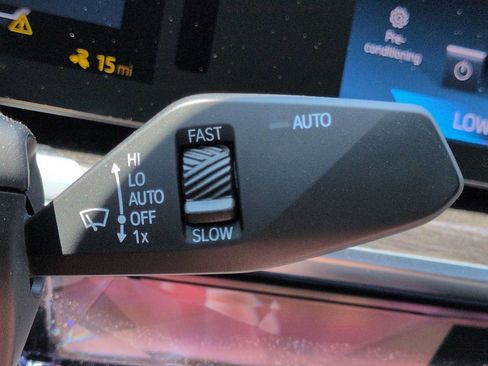 Used 2026 BMW i7 xDrive60 RWD image 28