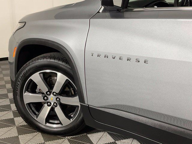 Used 2023 Chevrolet Traverse LT w/ LT Premium Package AWD/4WD image 41