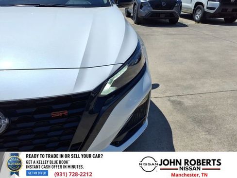 New 2026 Nissan Altima 2.5 SR w/ SR Midnight Edition Package FWD image 14