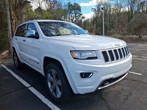 Used 2015 Jeep Grand Cherokee Overland image 3