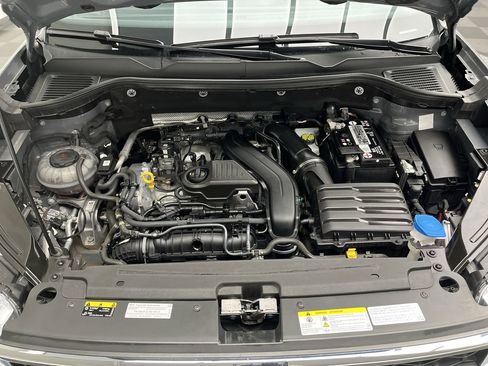 Used 2022 Volkswagen Taos SEL image 30
