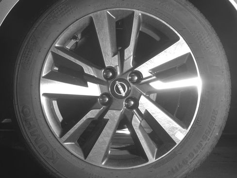 Used 2025 Nissan Versa SV FWD image 14