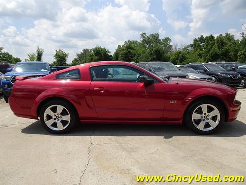 Used 2006 Ford Mustang GT RWD image 6