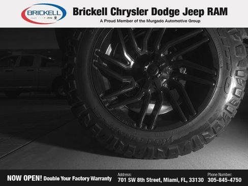 Used 2022 Jeep Gladiator Overland w/ LED Lighting Group AWD/4WD image 7