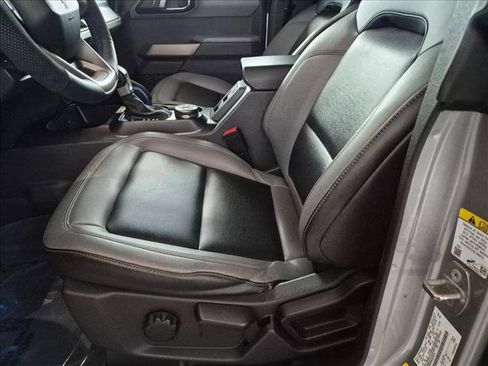 Used 2023 Ford Bronco Black Diamond w/ Sasquatch Package AWD/4WD image 15