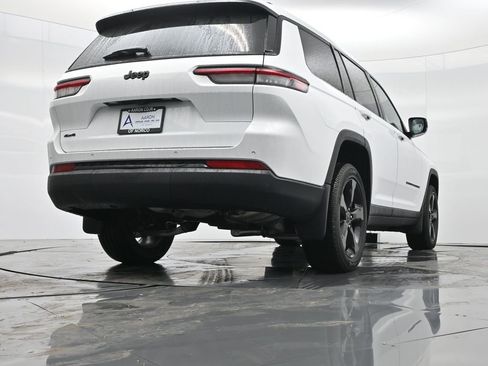 New 2025 Jeep Grand Cherokee L Laredo image 46