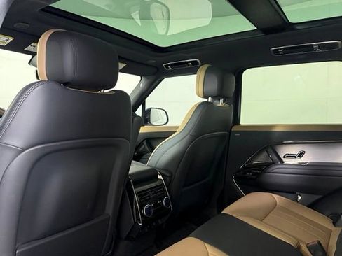 Certified 2025 Land Rover Range Rover Sport Dynamic SE AWD/4WD image 23