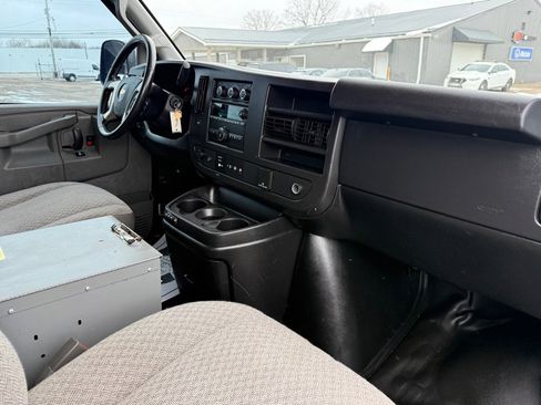 Used 2019 Chevrolet Express 2500 w/ Driver Convenience Package image 15