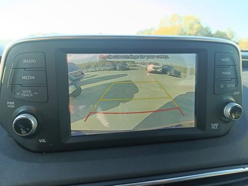 Used 2020 Hyundai Santa Fe SEL image 12