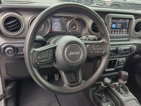 Certified 2023 Jeep Wrangler Sport AWD/4WD image 22